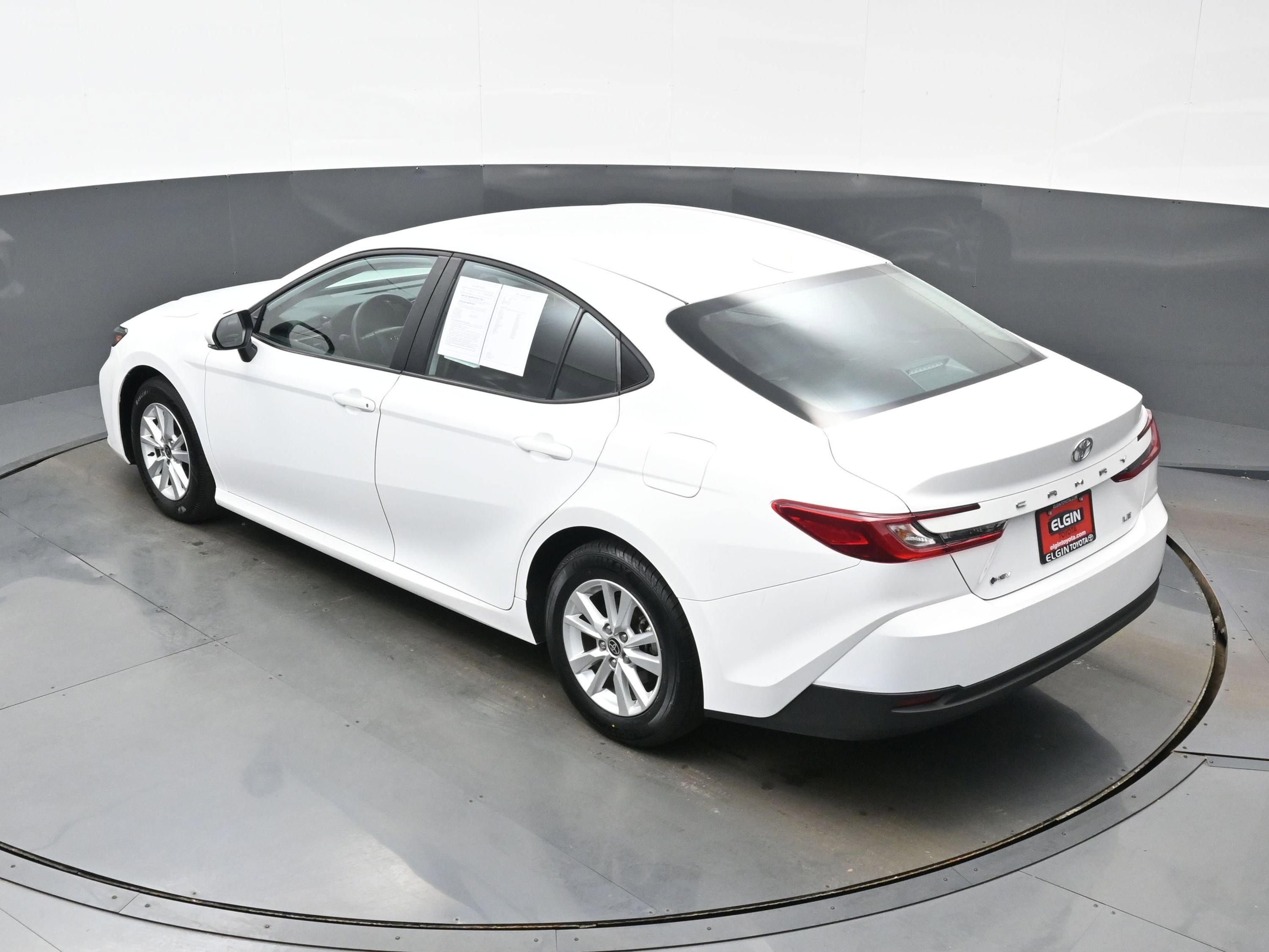 Used 2025 Toyota Camry LE image 37