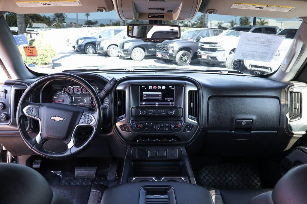 Used 2018 Chevrolet Silverado 1500 LTZ Z71 w/ Redline Edition AWD/4WD image 28