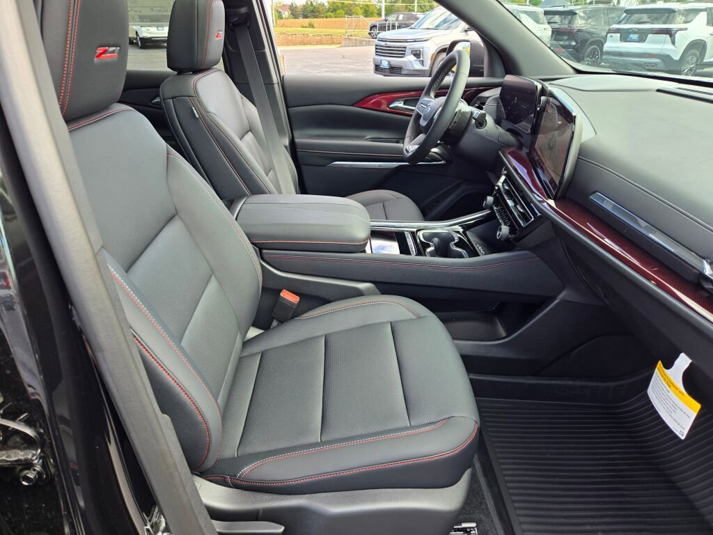New 2026 Chevrolet Traverse Z71 w/ Driver Confidence Package image 4