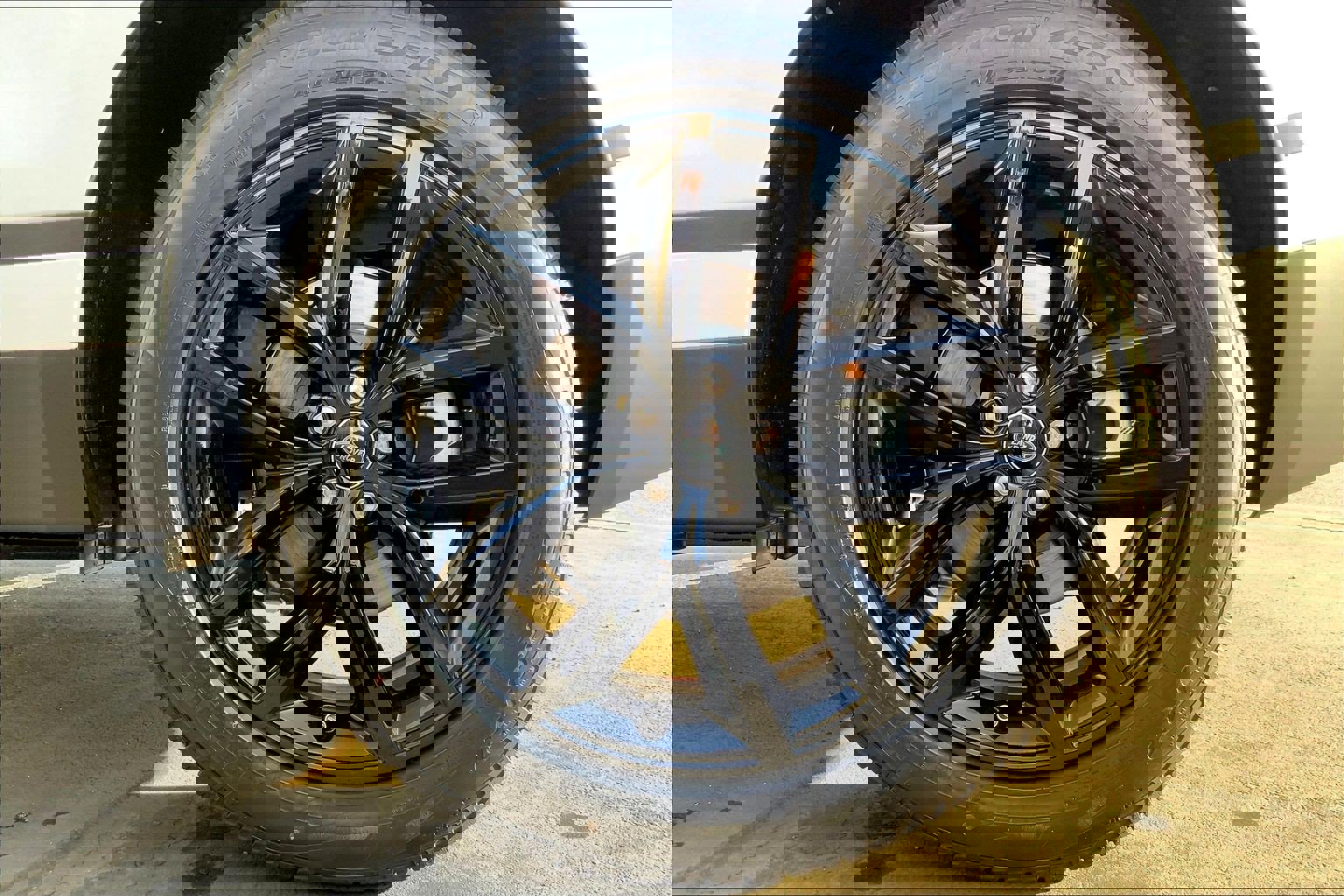 New 2026 Land Rover Range Rover Velar S image 17