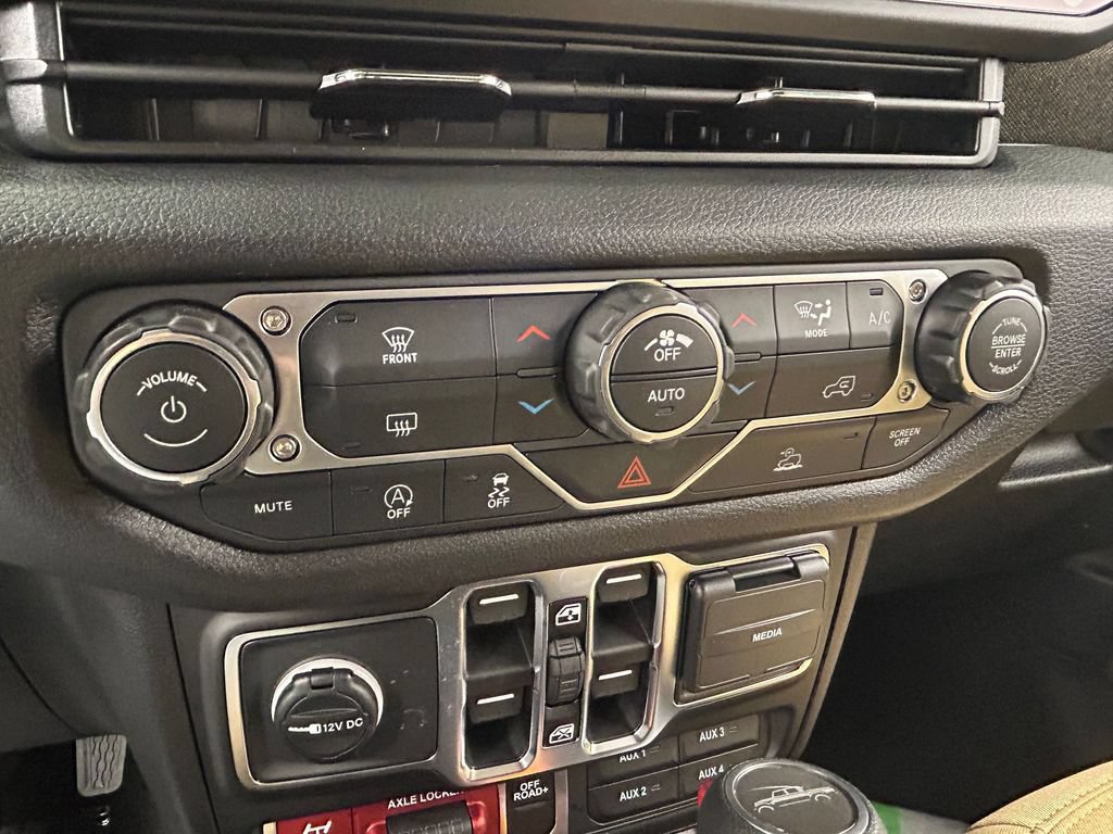 New 2026 Jeep Gladiator Willys AWD/4WD image 18