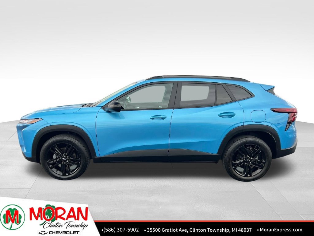 Certified 2025 Chevrolet Trax ACTIV w/ Driver Confidence Package FWD image 3