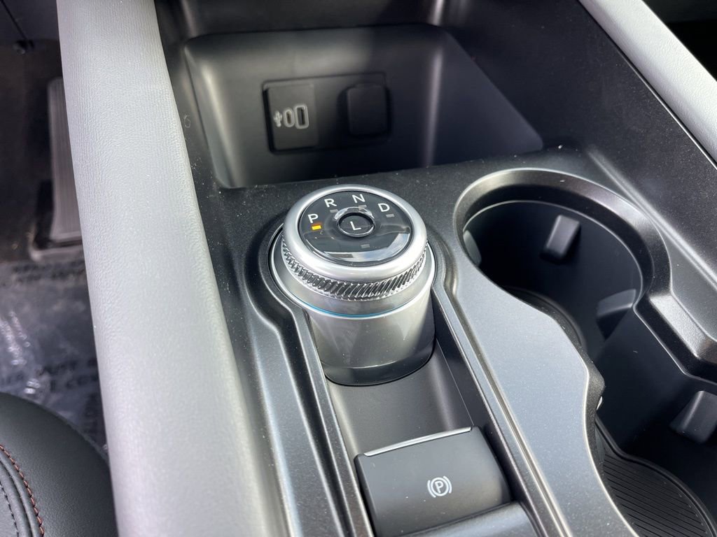 New 2026 Ford Explorer Active w/ Active Comfort Package image 13