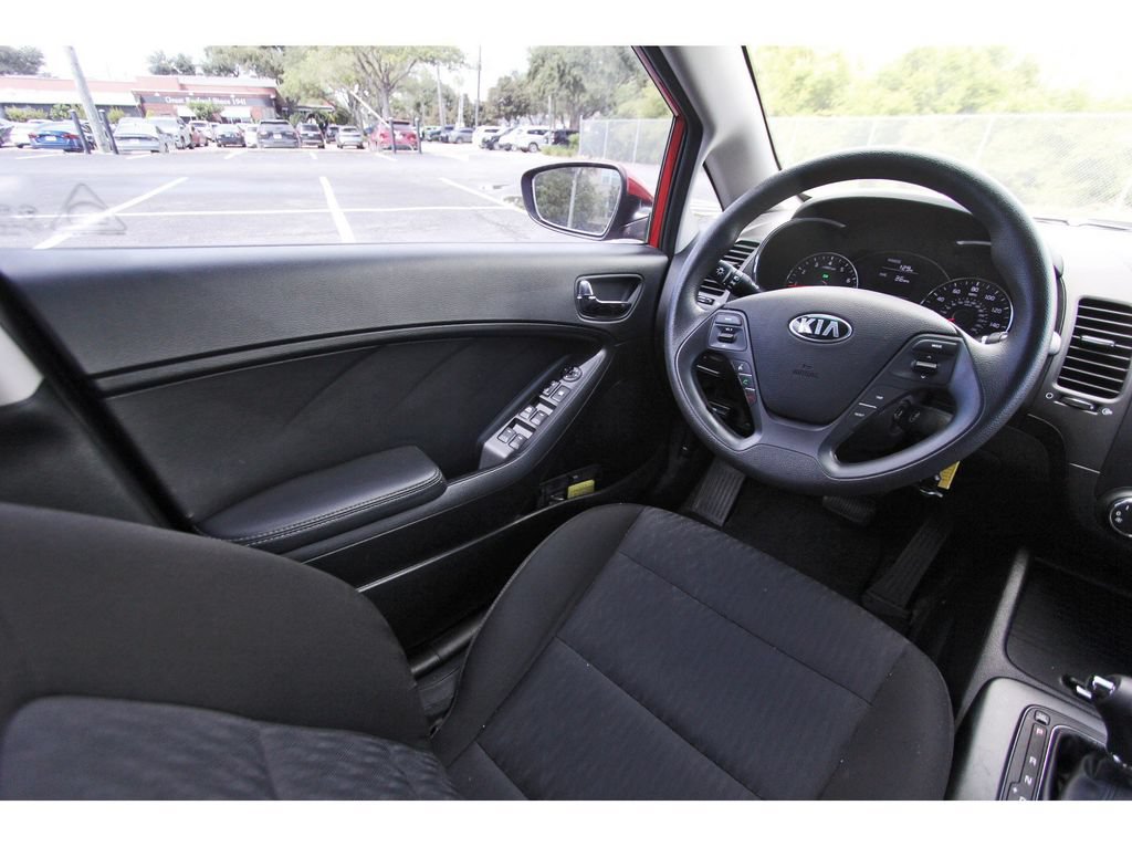Used 2016 Kia Forte LX FWD image 6