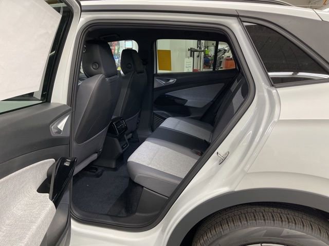 New 2025 Volkswagen ID.4 Pro image 10