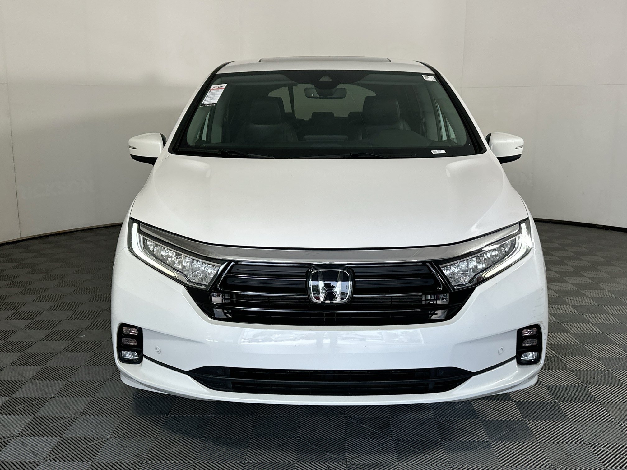 Used 2024 Honda Odyssey Touring image 8