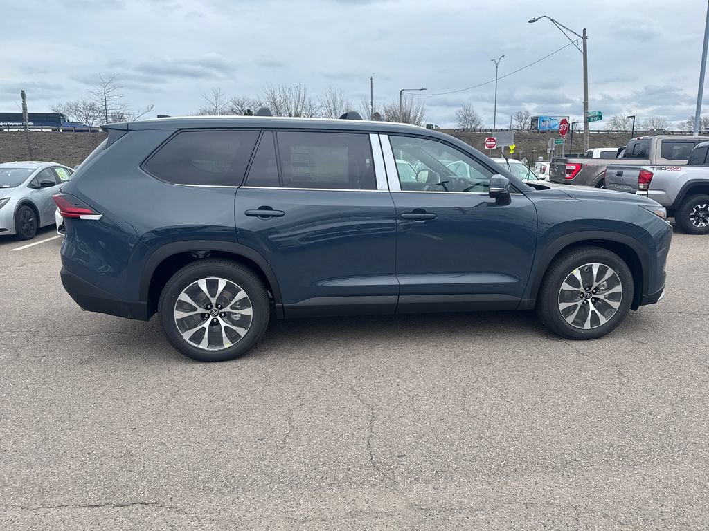 New 2026 Toyota Grand Highlander AWD Hybrid image 8