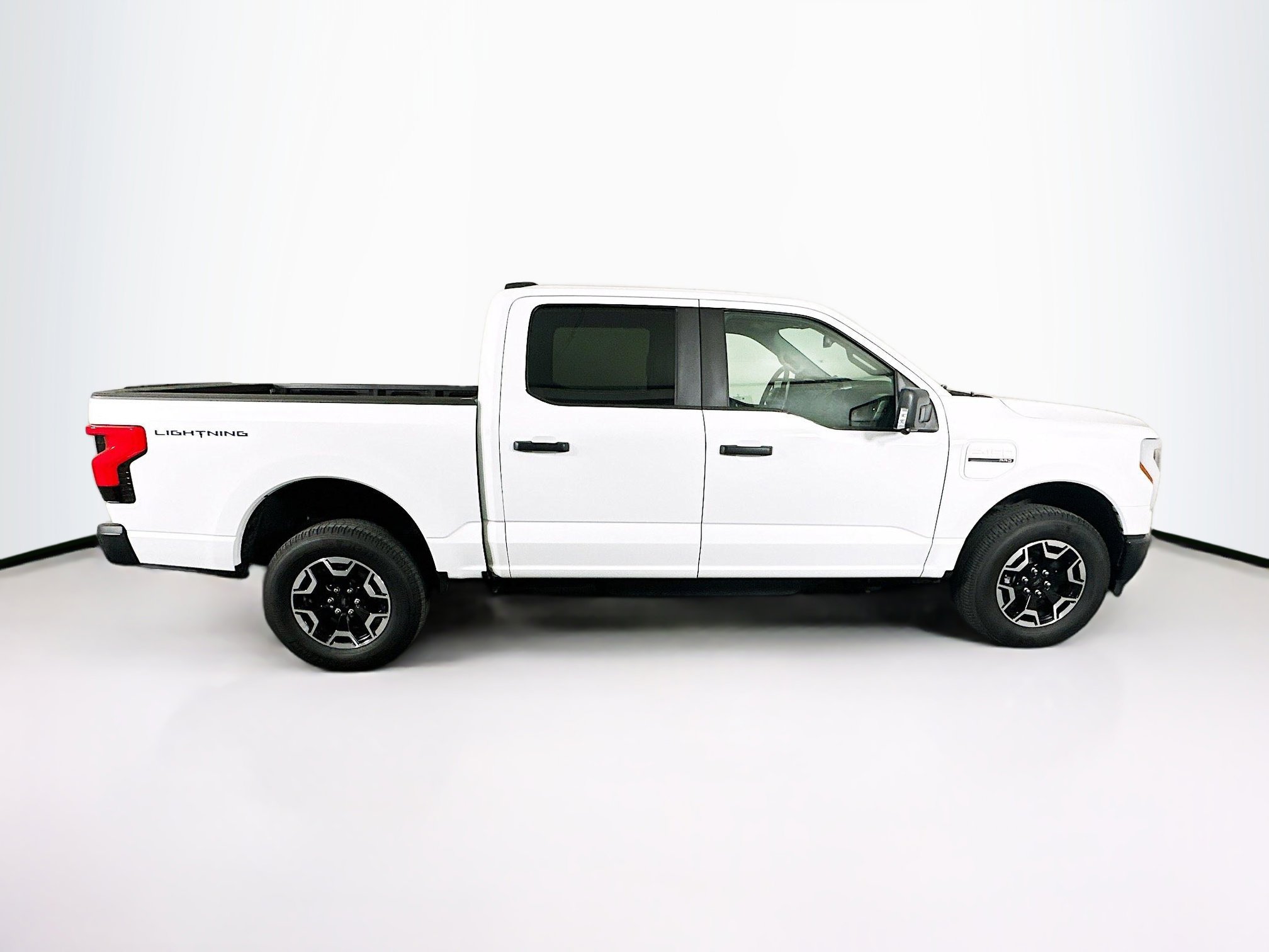 Used 2023 Ford F150 Lightning Pro w/ Tow Technology Package image 10