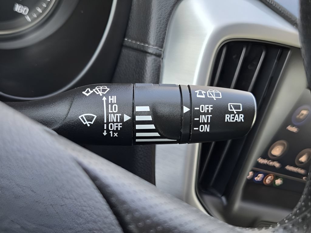 Used 2024 GMC Terrain SLE AWD/4WD image 28
