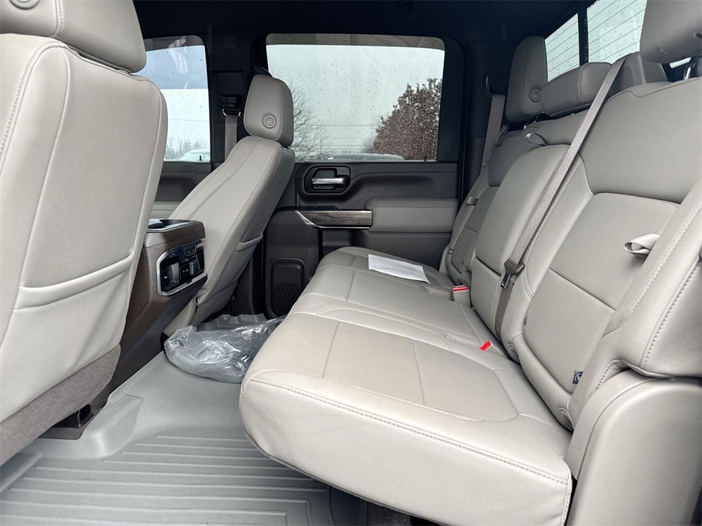 Used 2023 Chevrolet Silverado 2500 LTZ w/ LTZ Convenience Package image 22