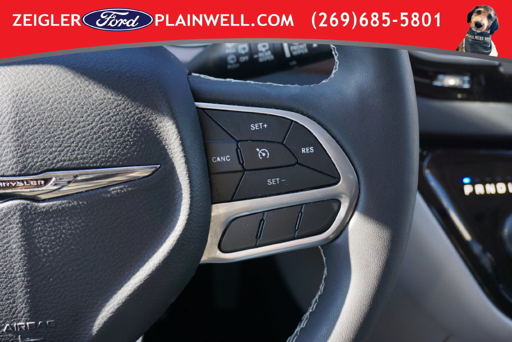 Used 2023 Chrysler Voyager LX FWD image 26
