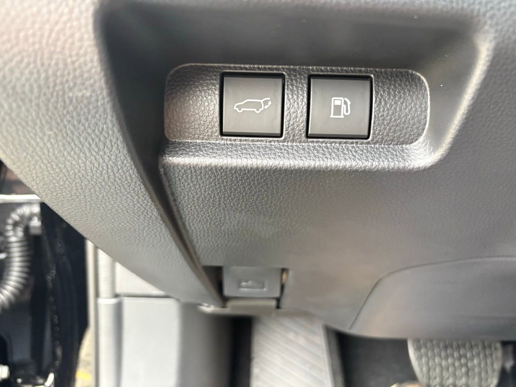 New 2026 Toyota Crown Signia AWD/4WD image 30