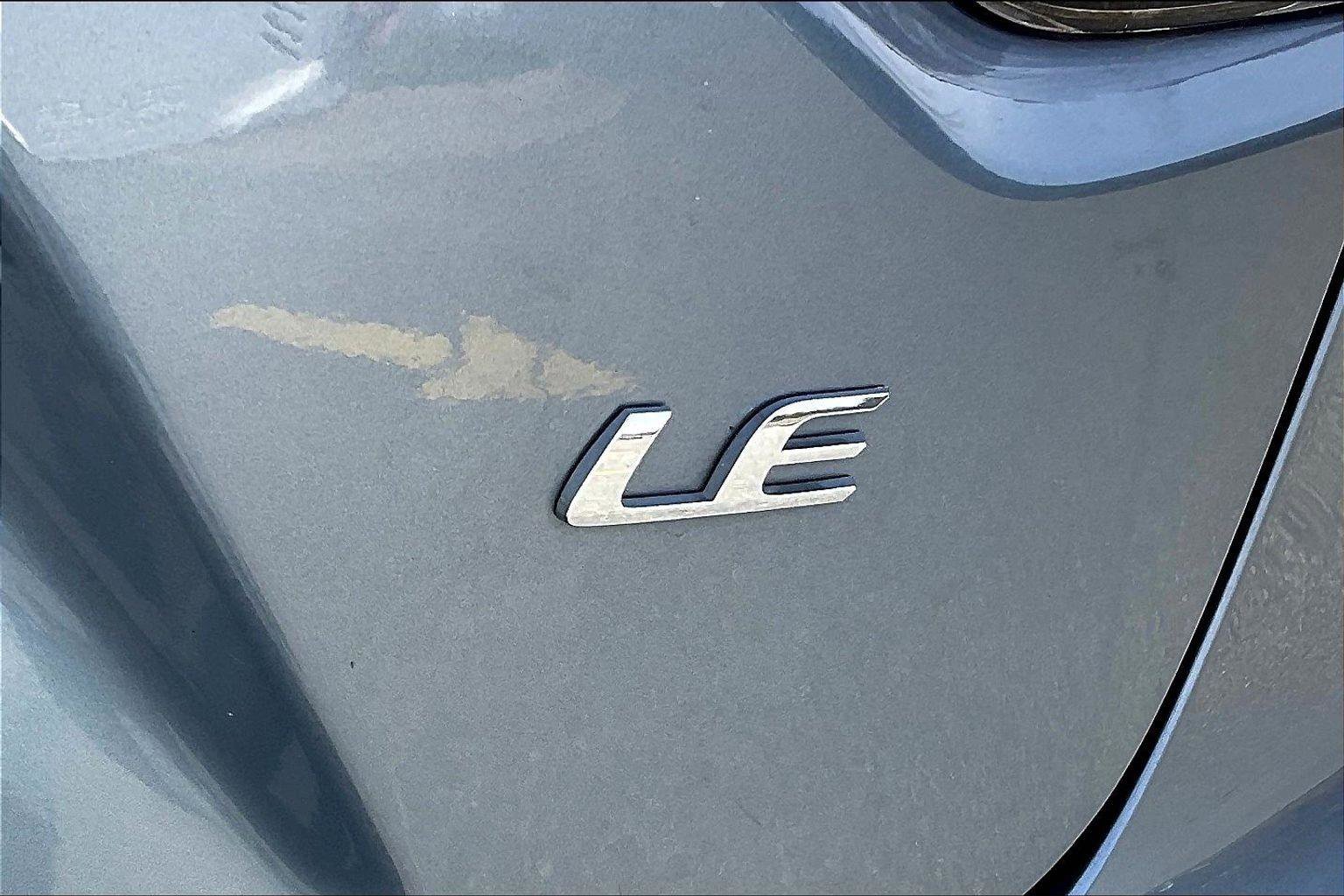 Used 2023 Toyota Corolla LE image 9