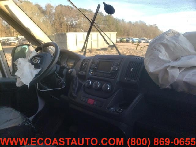 Used 2016 RAM ProMaster 2500 w/ Premium Appearance Group FWD image 7