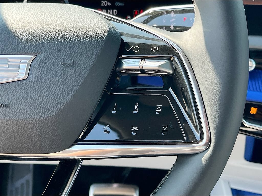 New 2027 Cadillac Optiq Luxury RWD image 19