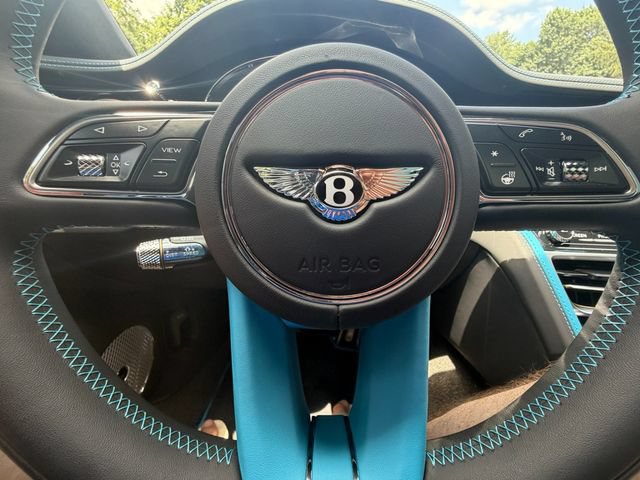 Used 2025 Bentley Flying Spur Plug-In Hybrid AWD/4WD image 52