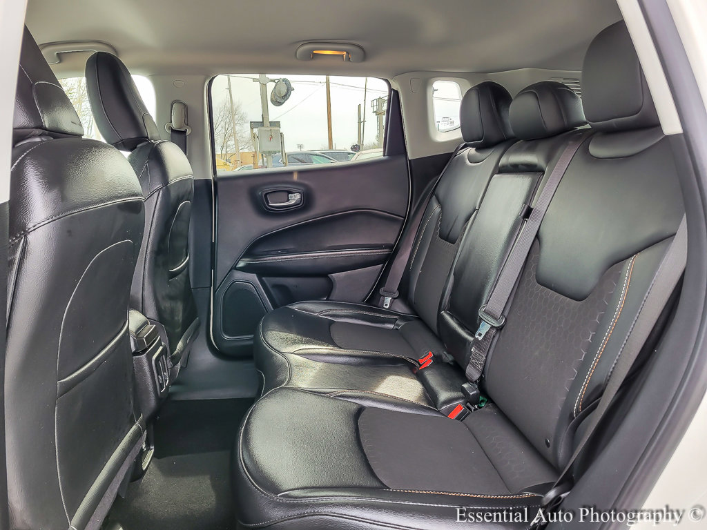 Used 2021 Jeep Compass Latitude image 9