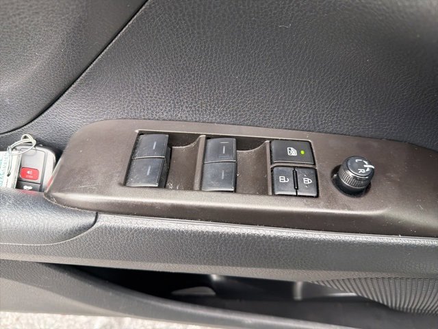 Used 2024 Toyota Camry SE image 17