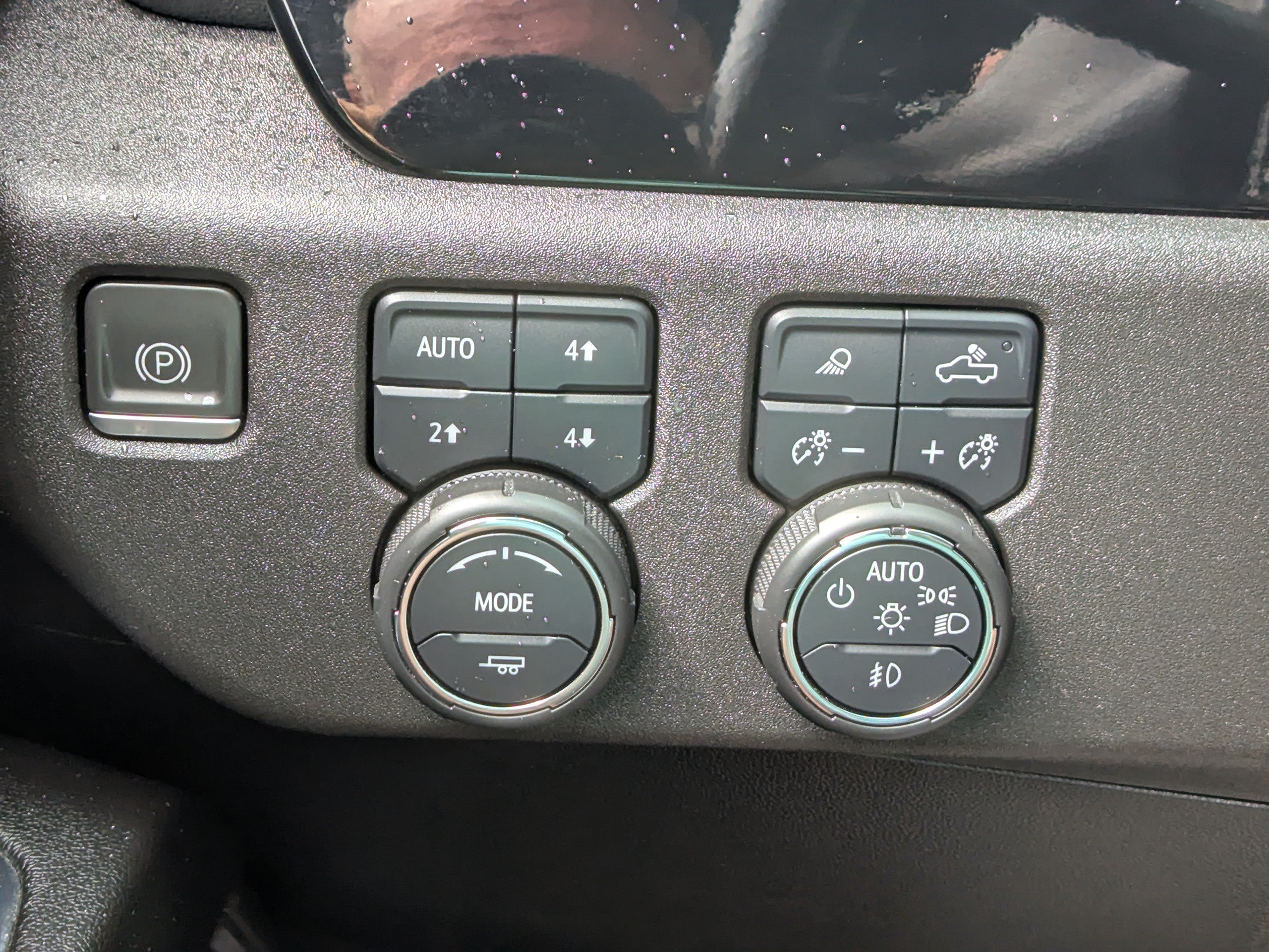 Used 2023 Chevrolet Silverado 1500 High Country w/ Z71 Off-Road Package AWD/4WD image 30