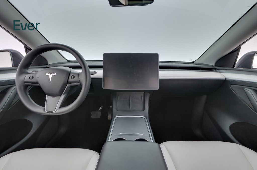 Used 2023 Tesla Model Y Long Range AWD/4WD image 26