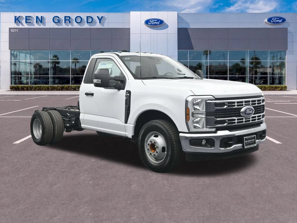 New 2026 Ford F350 XL w/ XL Chrome Package