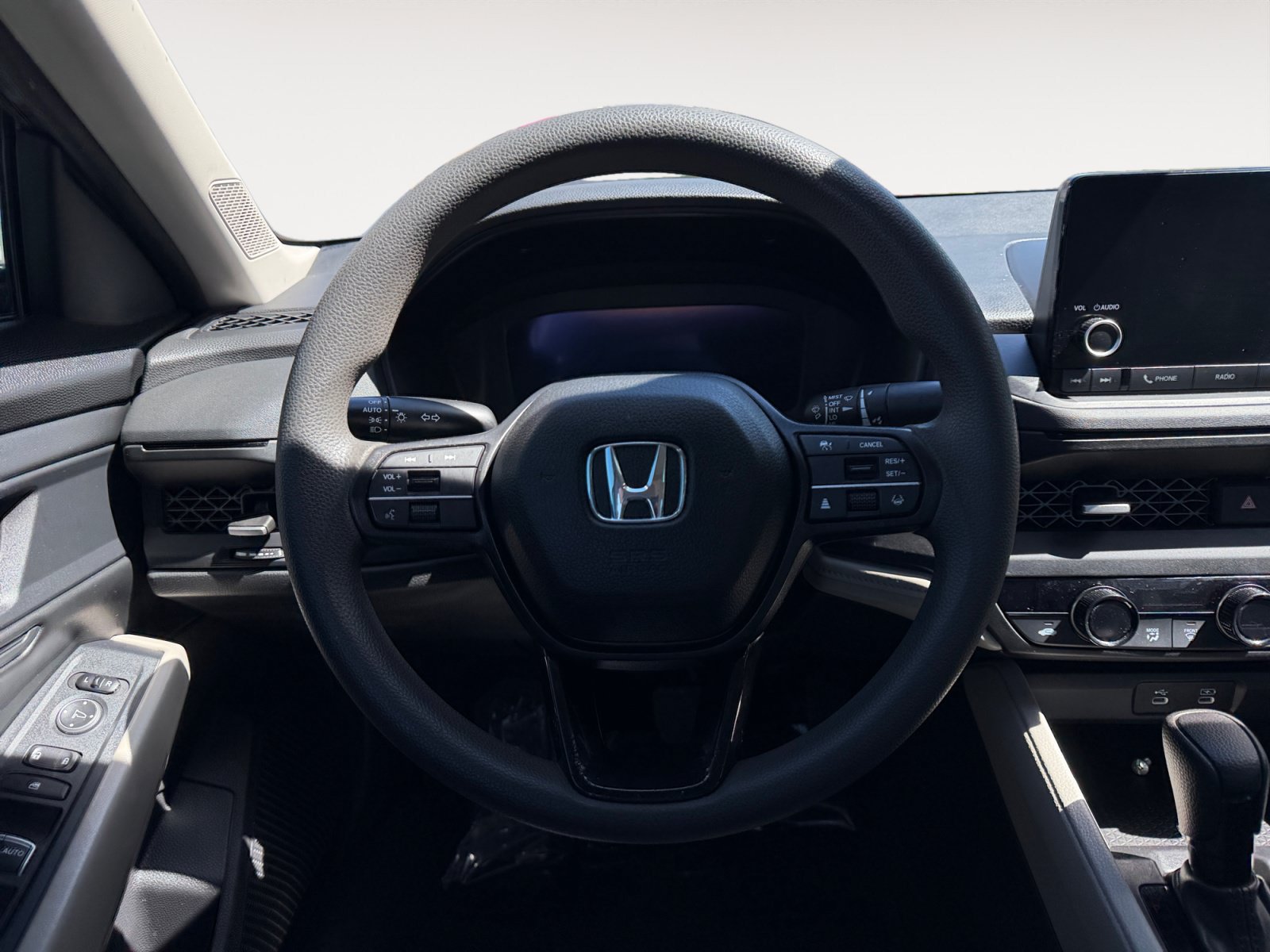Used 2023 Honda Accord EX image 12