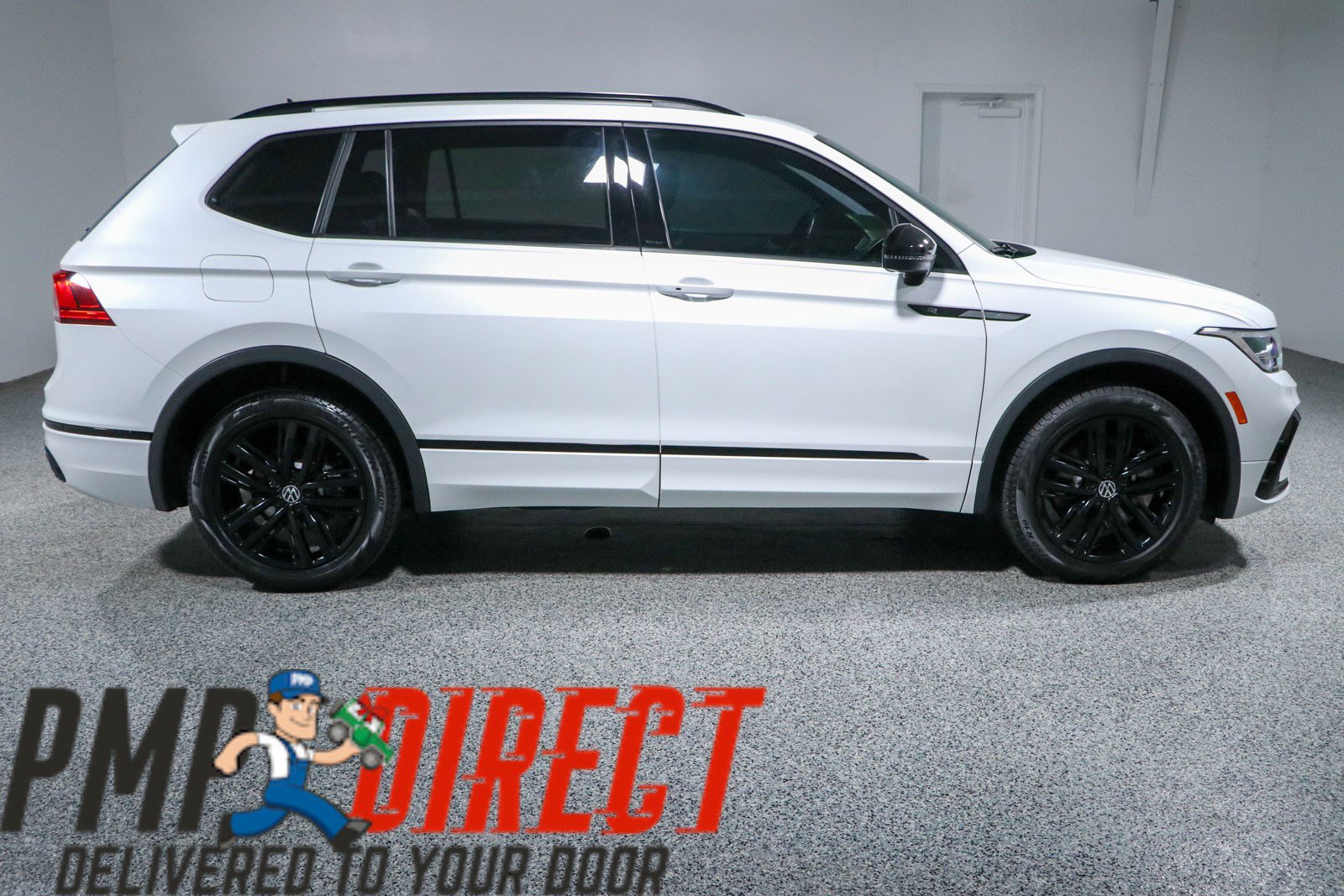 Used 2022 Volkswagen Tiguan SE R-Line AWD/4WD image 6