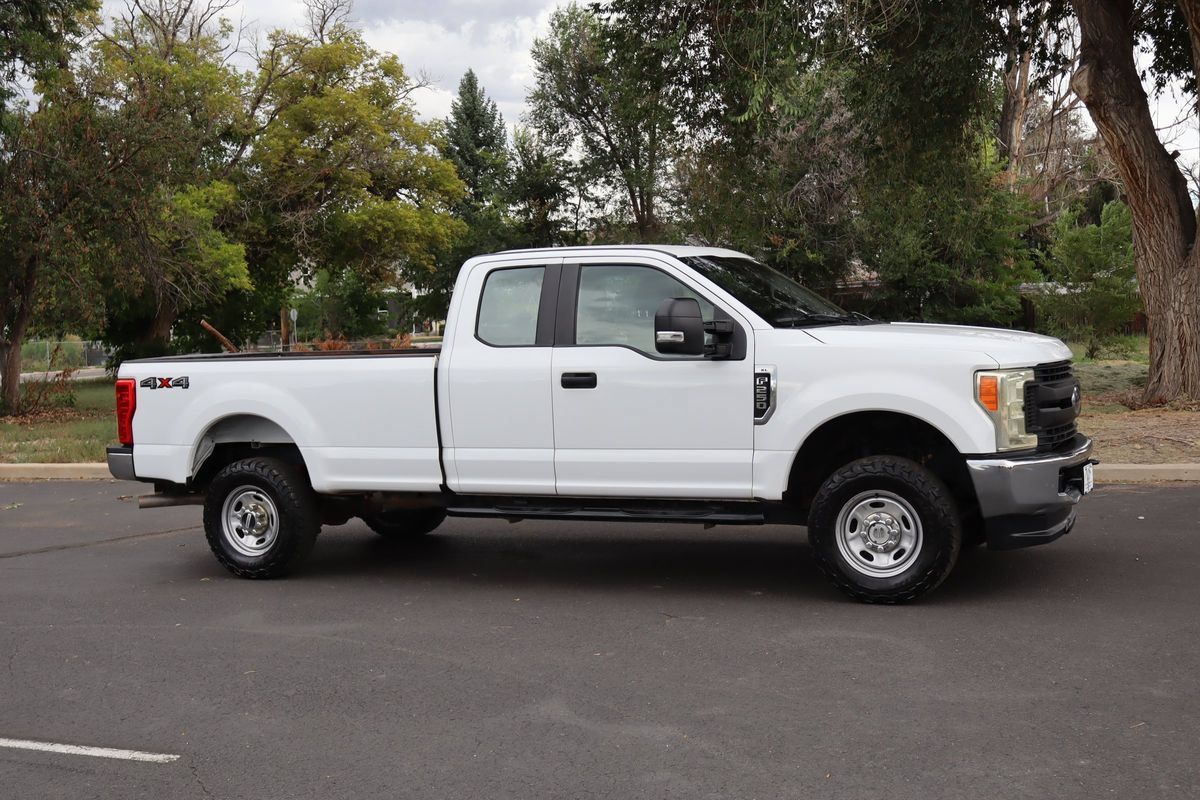 Used 2018 Ford F250 XL w/ Power Equipment Group AWD/4WD image 2