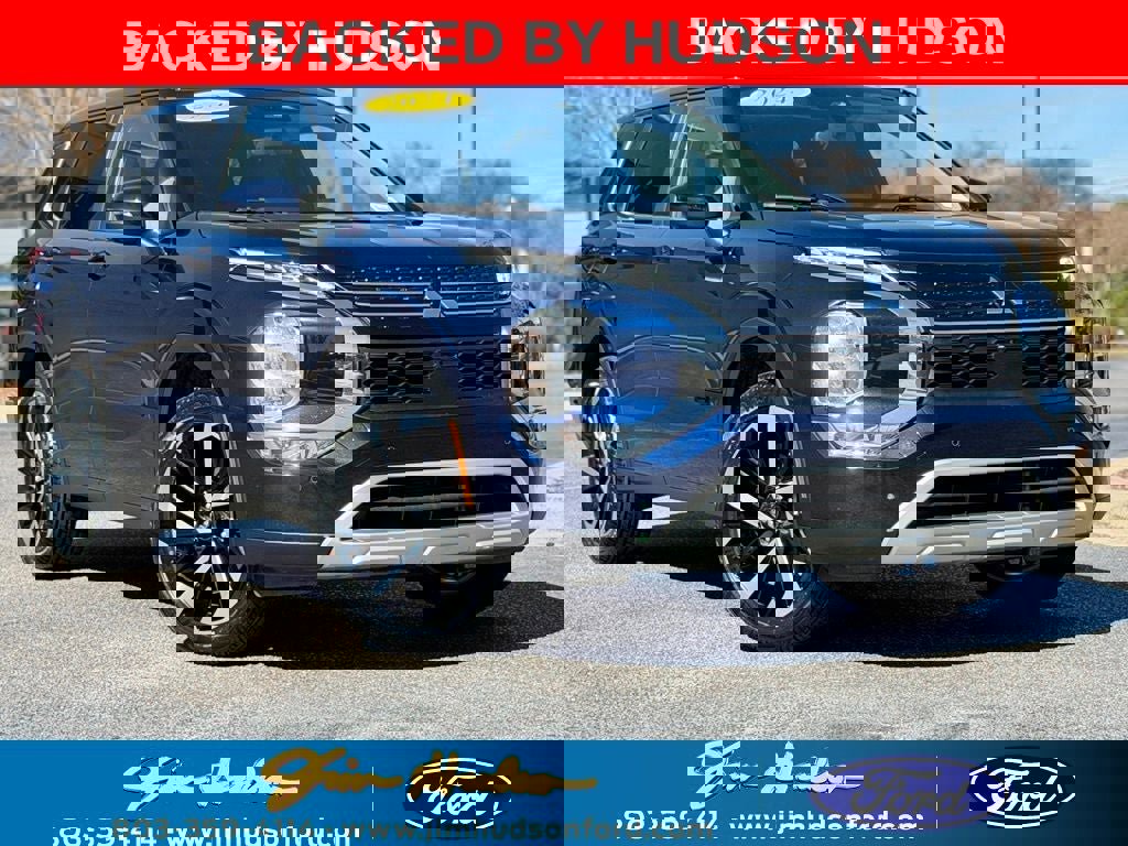 Used 2024 Mitsubishi Outlander SE