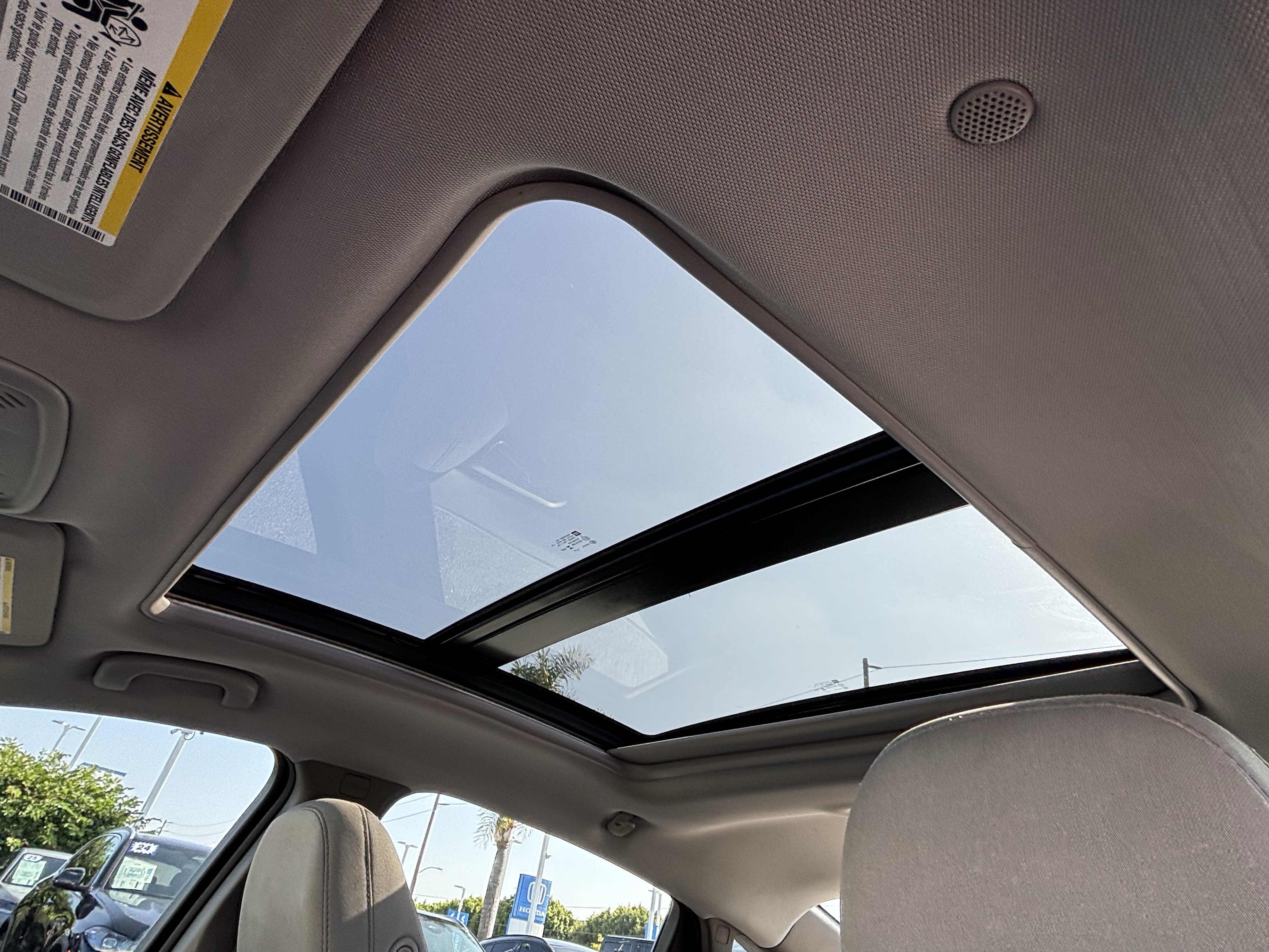 Used 2023 Chevrolet Malibu LT FWD image 29