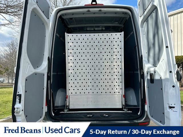 Used 2024 Mercedes-Benz Sprinter 2500 image 21