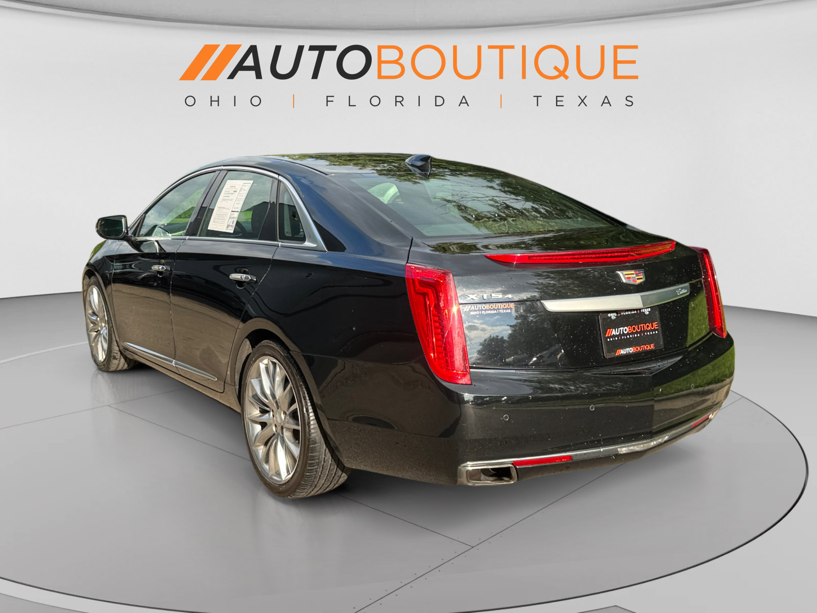 Used 2016 Cadillac XTS Platinum AWD/4WD image 3
