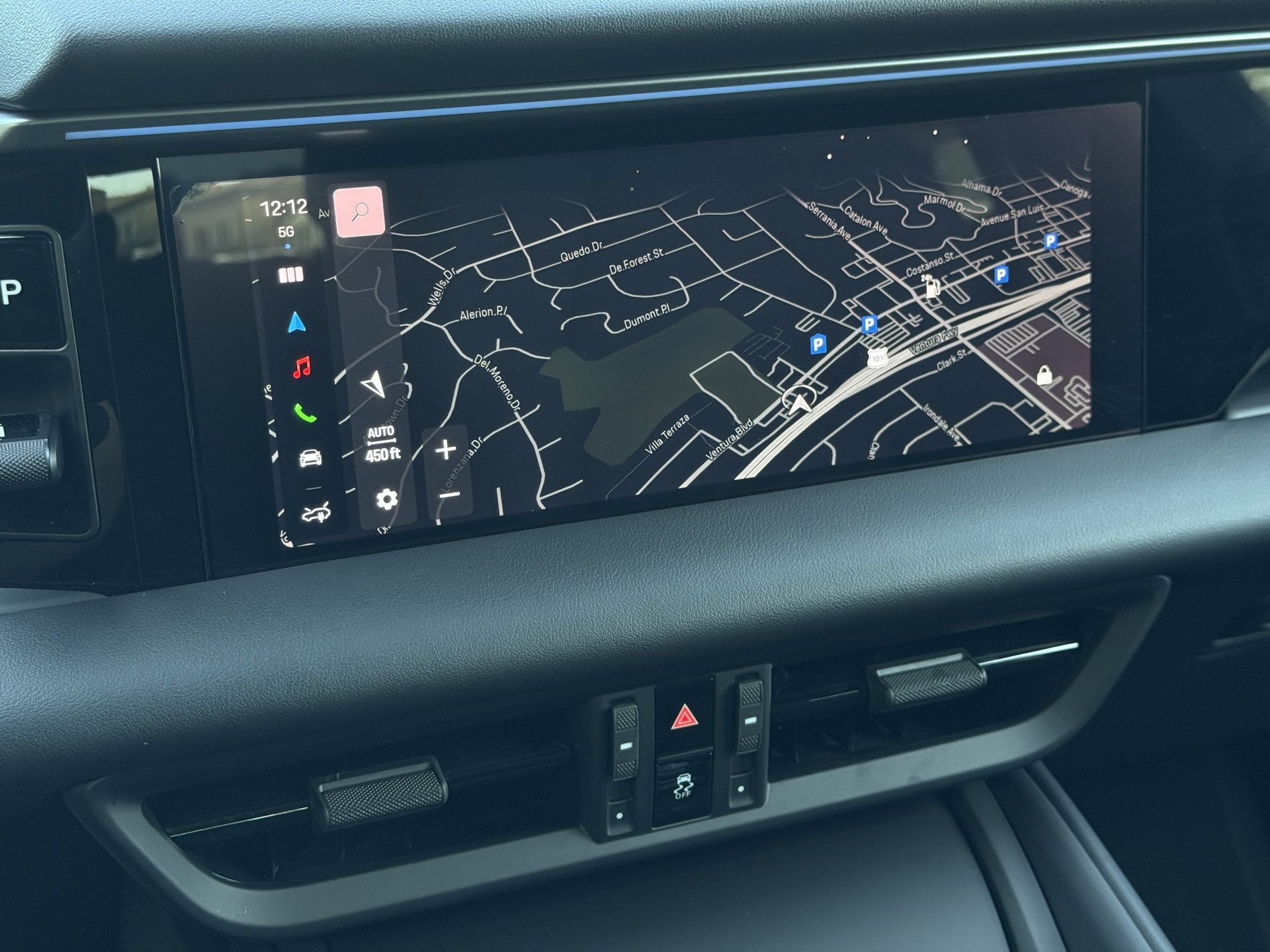 Used 2025 Porsche Macan Electric image 19