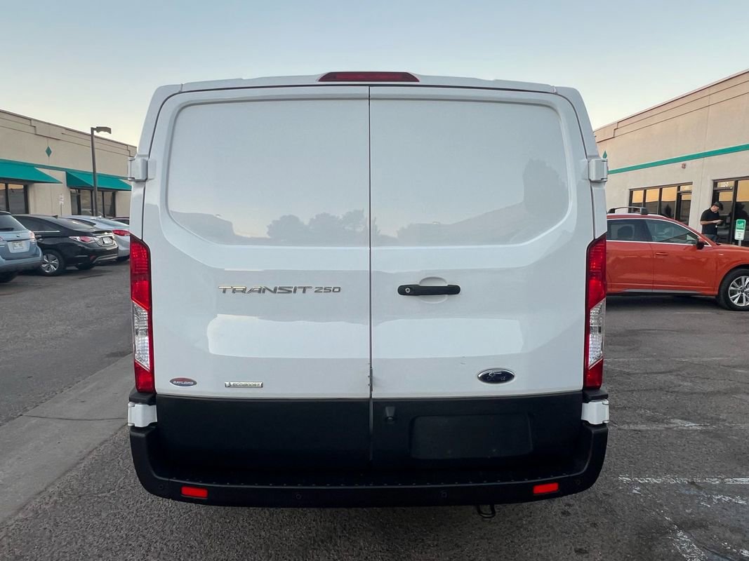 Used 2020 Ford Transit 250 Low Roof image 4