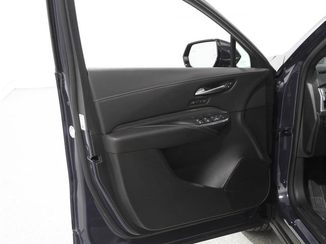 Certified 2025 Cadillac XT4 Premium Luxury image 4