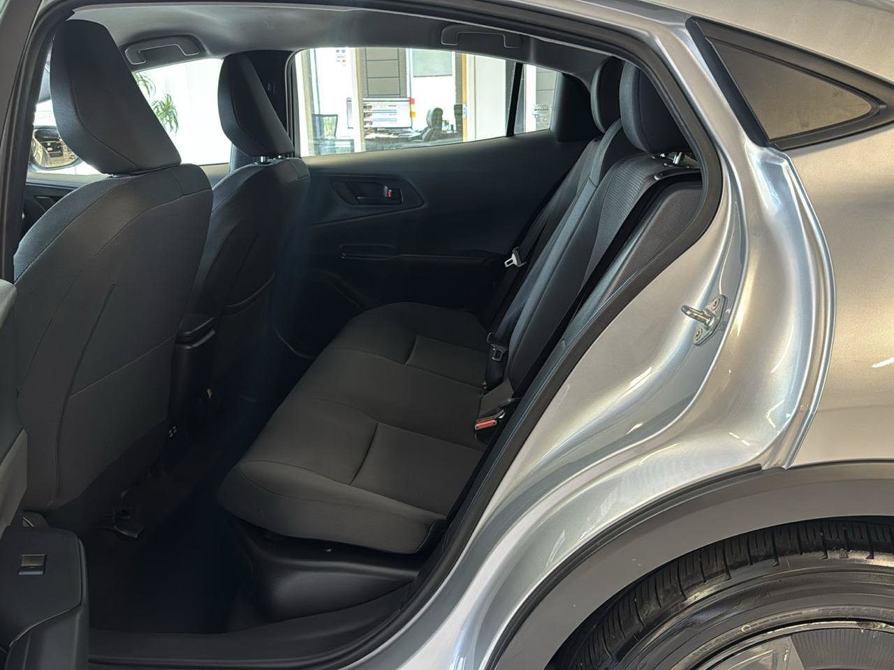 Used 2024 Toyota Prius LE FWD image 19