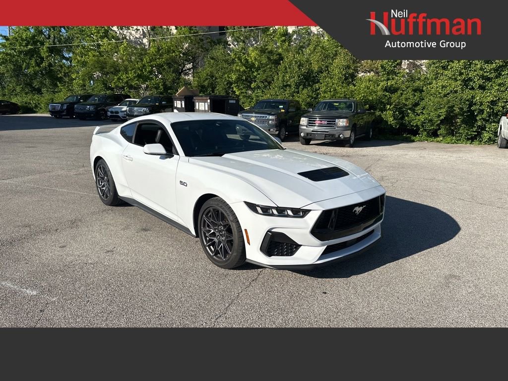 Used 2025 Ford Mustang GT w/ GT Performance Package RWD image 1