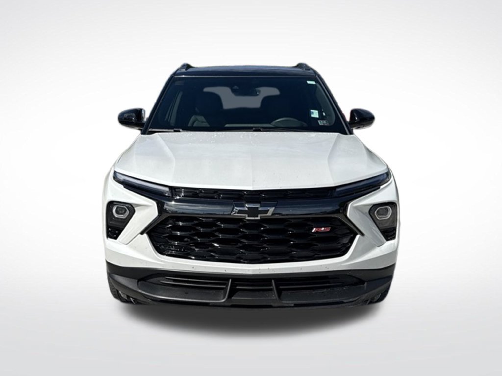 Used 2025 Chevrolet TrailBlazer RS w/ Convenience Package AWD/4WD image 3
