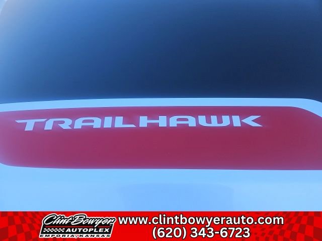 New 2026 Jeep Compass Trailhawk w/ Sun, Sound & Navigation Group image 14