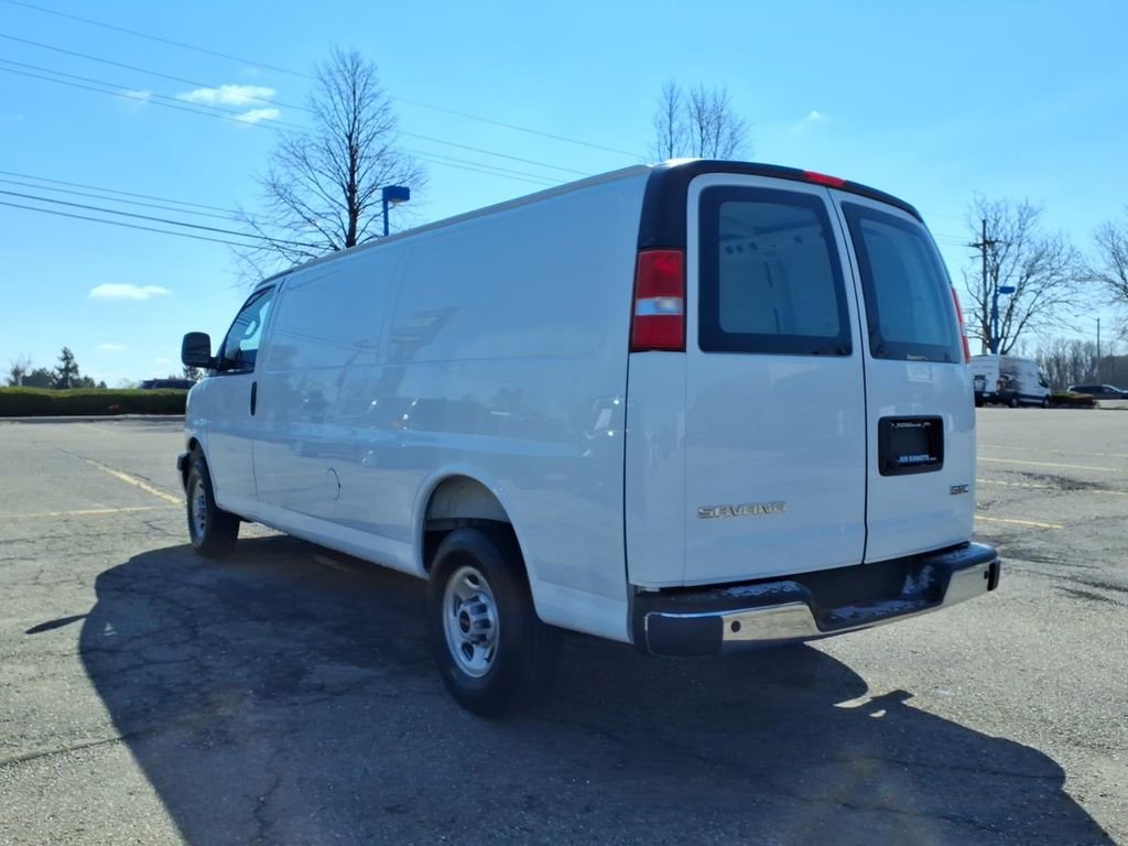 Certified 2025 GMC Savana 2500 Extended w/ Driver Convenience Package RWD image 7