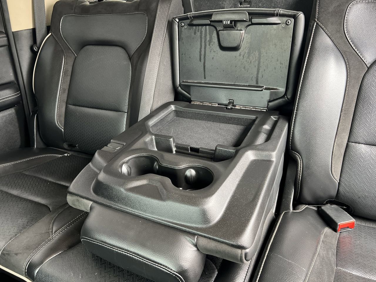 Used 2020 RAM 1500 Laramie image 28