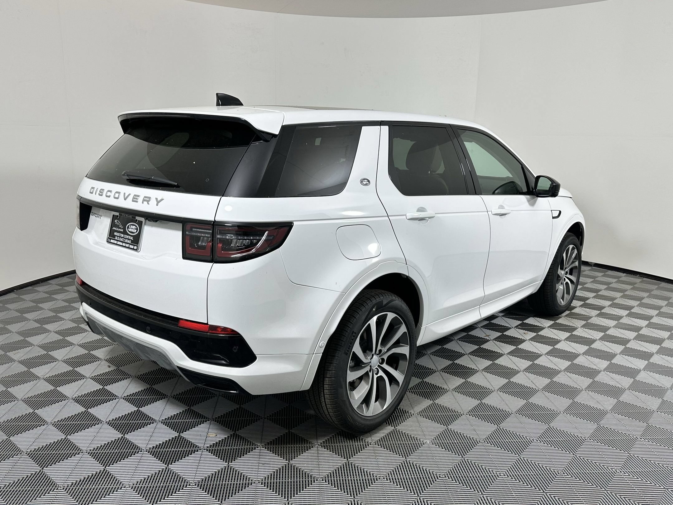 Certified 2025 Land Rover Discovery Sport S AWD/4WD image 7