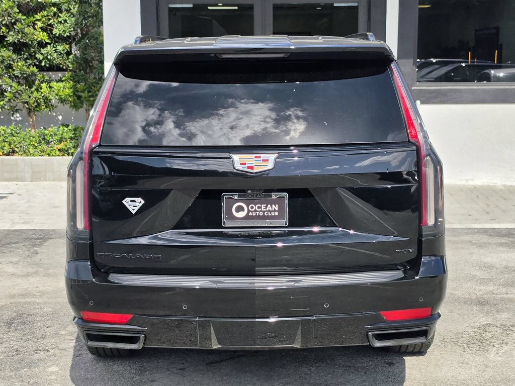 Used 2023 Cadillac Escalade ESV Sport Platinum w/ LPO, ONYX Package RWD image 5