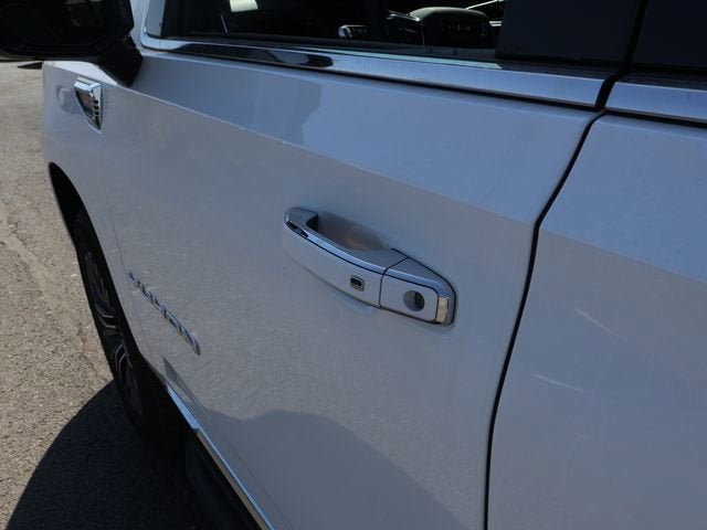 New 2026 GMC Yukon XL Elevation AWD/4WD image 15