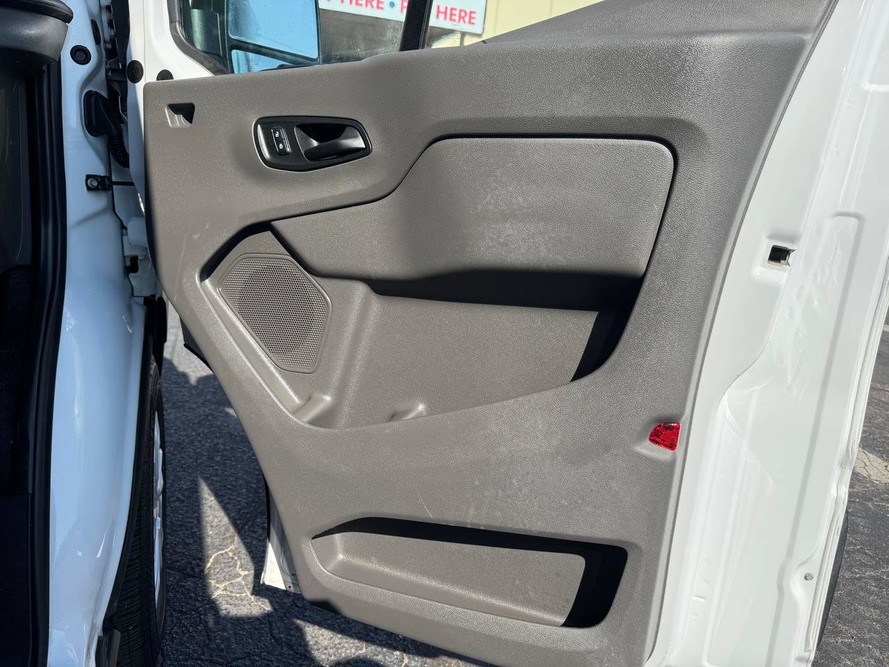 Used 2022 Ford E-Transit Medium Roof w/ Load Area Protection Package RWD image 10