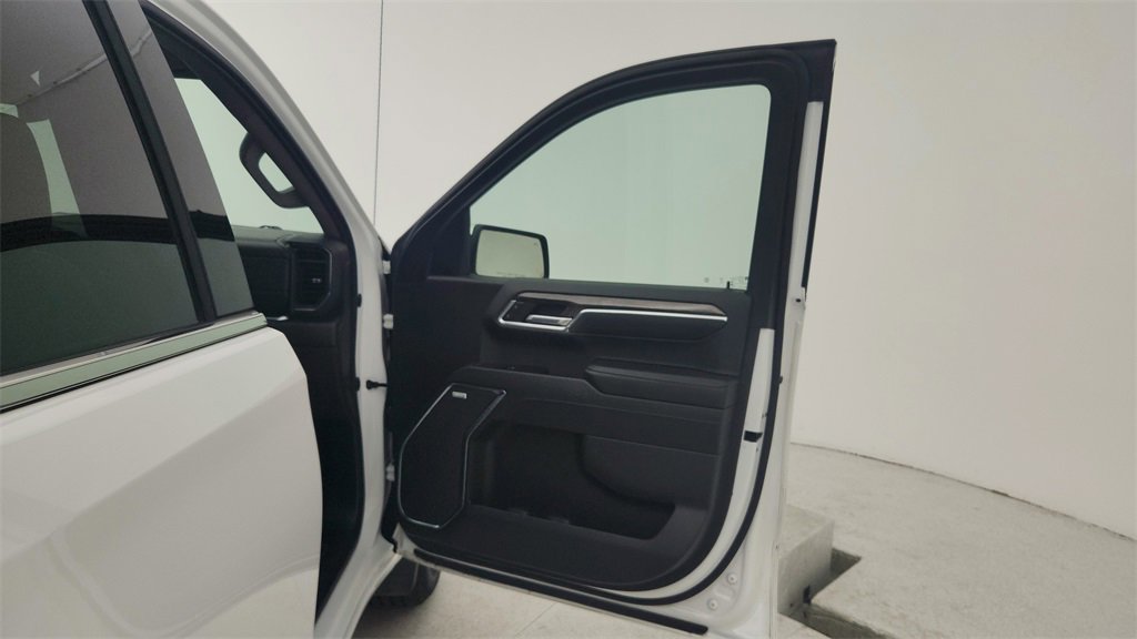 Used 2023 Chevrolet Silverado 1500 LTZ image 27