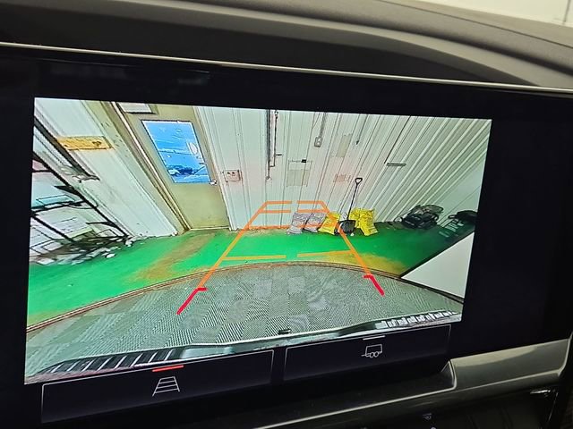 Used 2023 GMC Sierra 1500 Elevation image 19