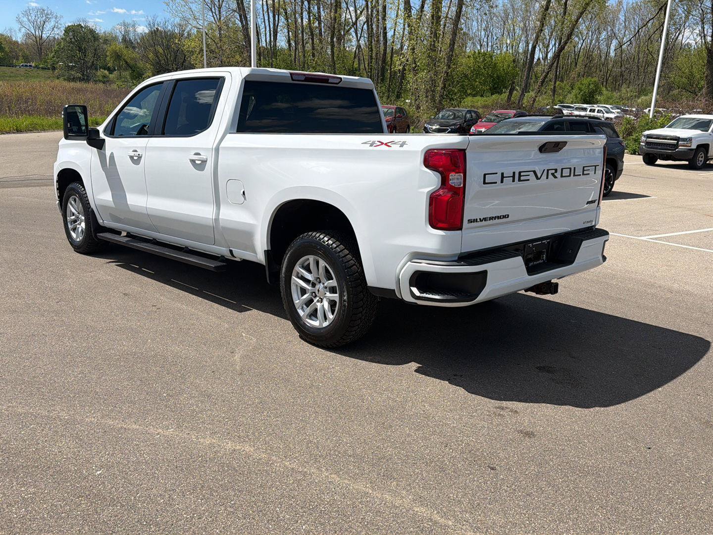 Used 2022 Chevrolet Silverado 1500 RST w/ Bed Protection Package AWD/4WD image 3