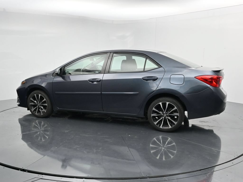 Used 2017 Toyota Corolla SE w/ Carpet Mat Package (TMS) FWD image 5