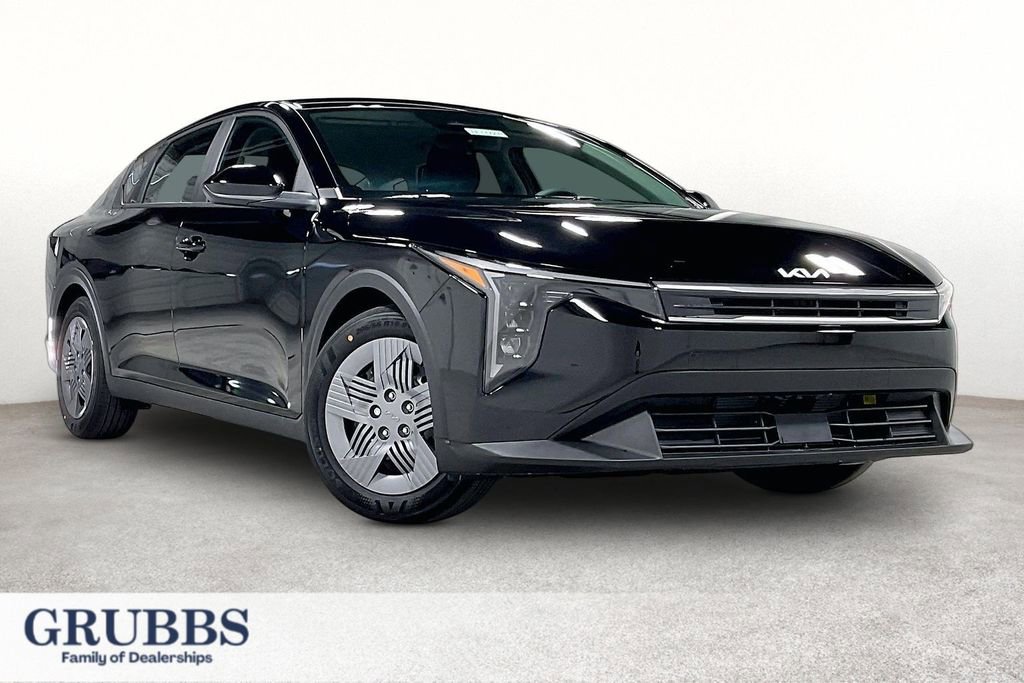New 2026 Kia K4 FWD image 1